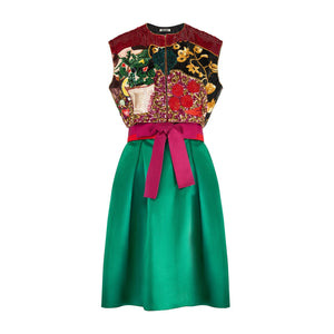 Descriptive image text