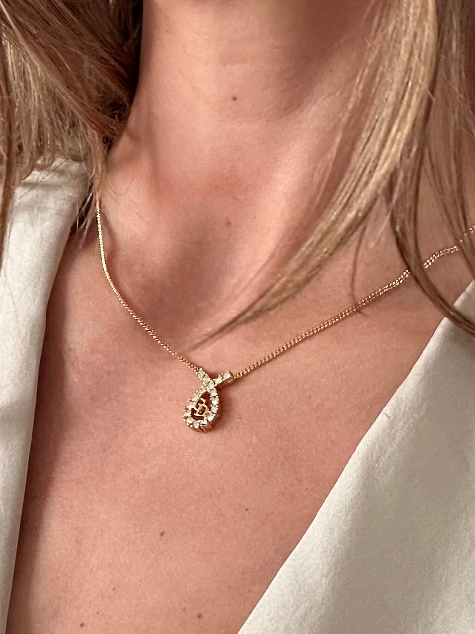 Dior rhinestone necklace outlet