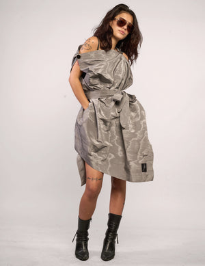 The Pirate Dress – Silver Crinkle Taffeta