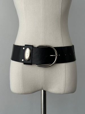 French Vintage 1990s Leather Chunky Belt - W23-28