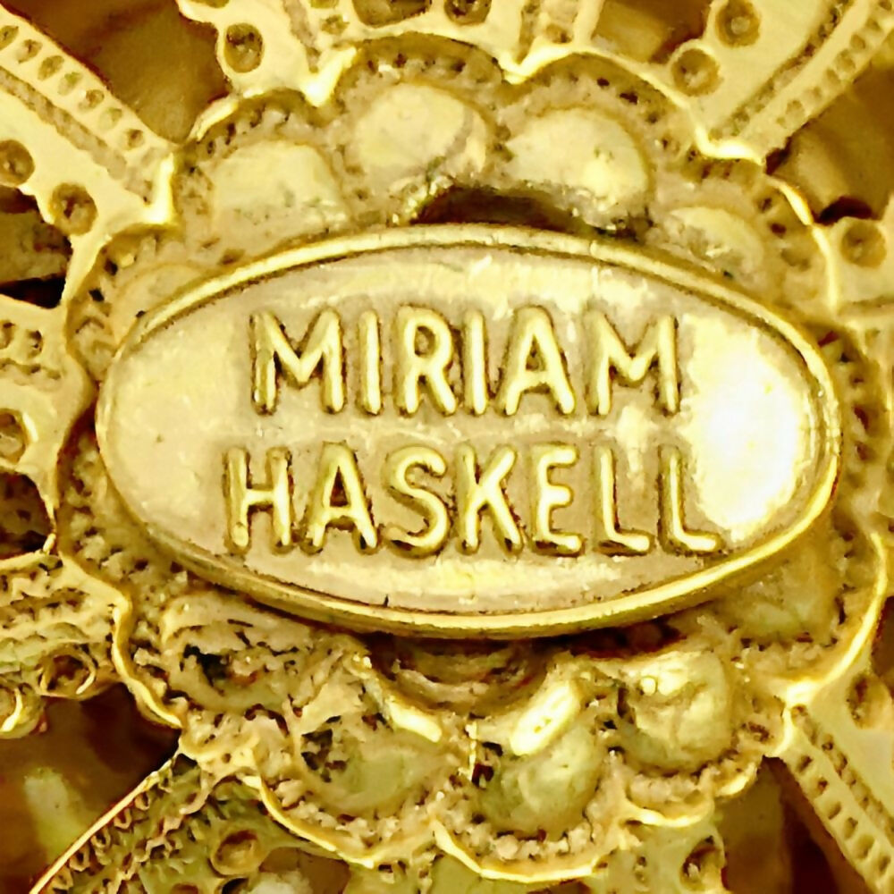 Miriam-Haskell-Russian-Gold-Plated-Ornate-Flower-and-Leaf-Brooch-5z