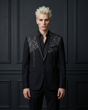 Descriptive image text