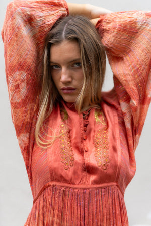 Descriptive image text