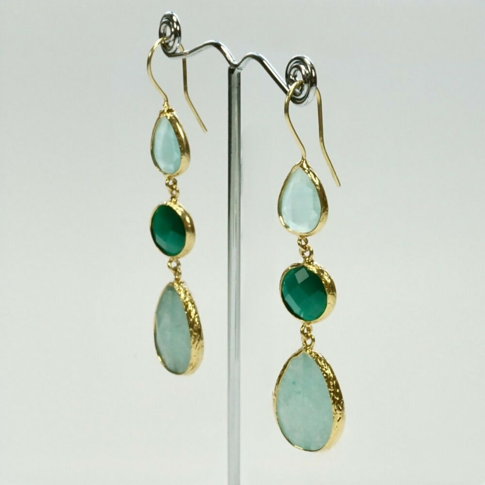 gold-plated-tear-drop-and-round-green-glass-crystals-pierced-drop-earrings-3p