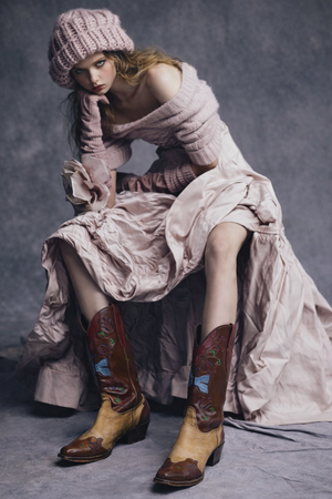 Descriptive image text