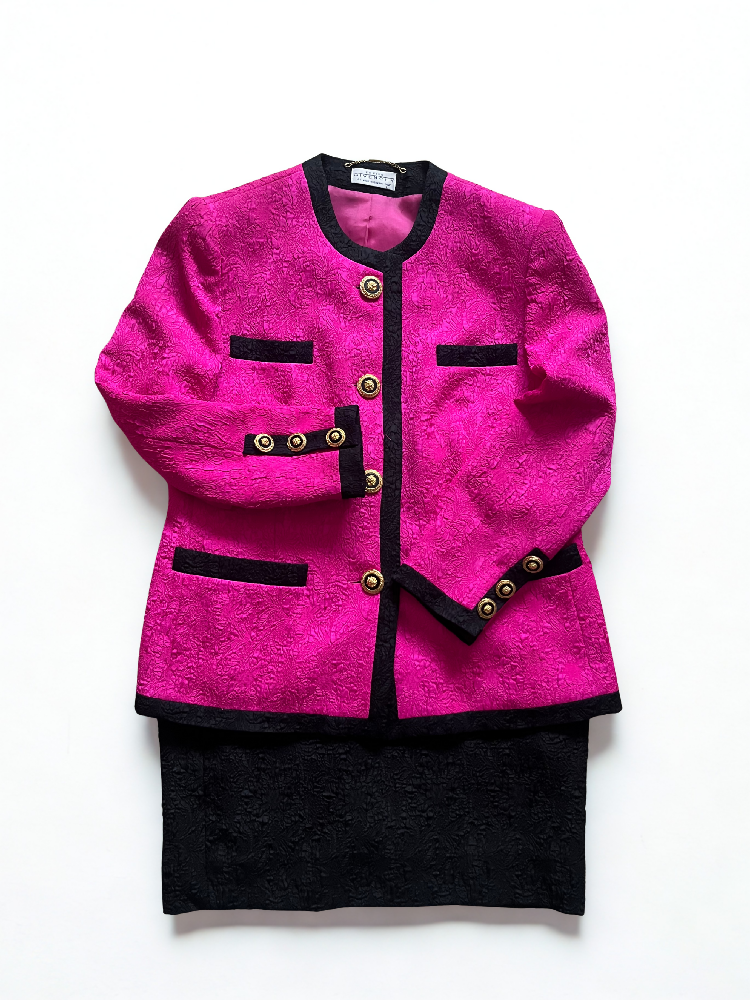 b1c683ef-4b5e-4aa4-8985-491122b6d8a7