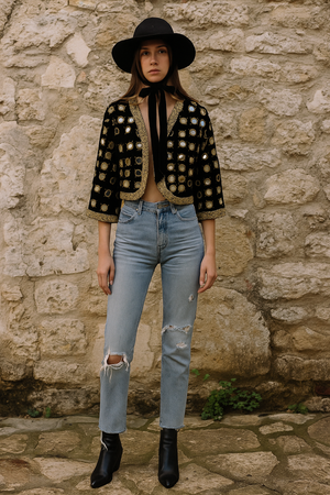 Descriptive image text