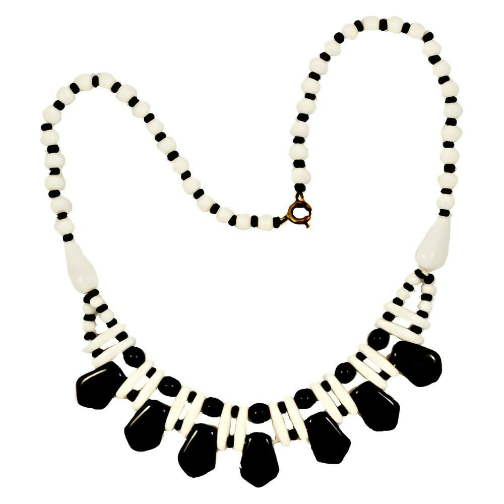 Black-and-White-Glass-Bead-with-Black-Drops-Necklace-1z