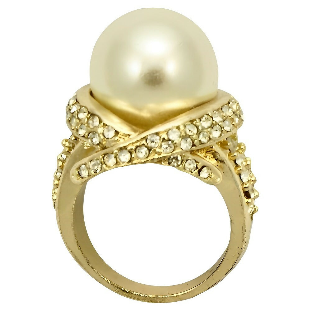 gold-plated-faux-pearl-and-crystals-cocktail-ring-1p