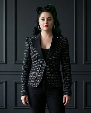 Descriptive image text