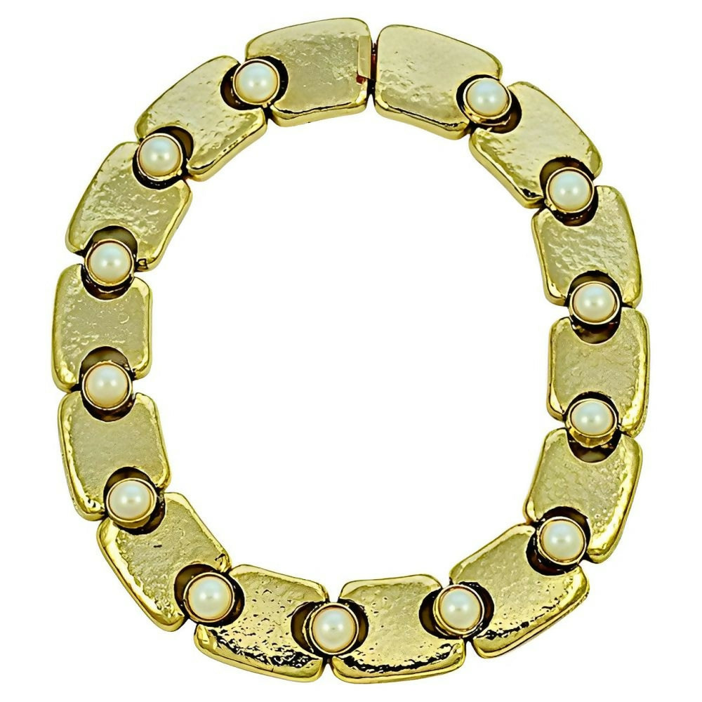 Gold-Plated-Textured-Link-Collar-Necklace-with-Faux-Pearls-circa-1980s-1z