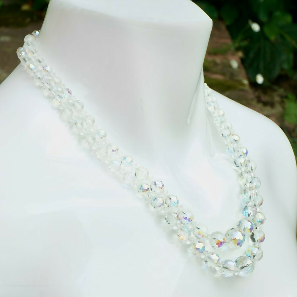 borealis-round-glass-beaded-necklace-with-baguette-and-round-crystals-clasp-5