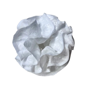 AZARIA HAIR SCRUNCHIE WHITE BROIDERY COTTON