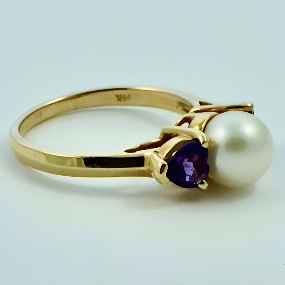 14K-Gold-Cultured-Pear-and-Heart-Shaped-Amethyst-Dress-Ring-3z