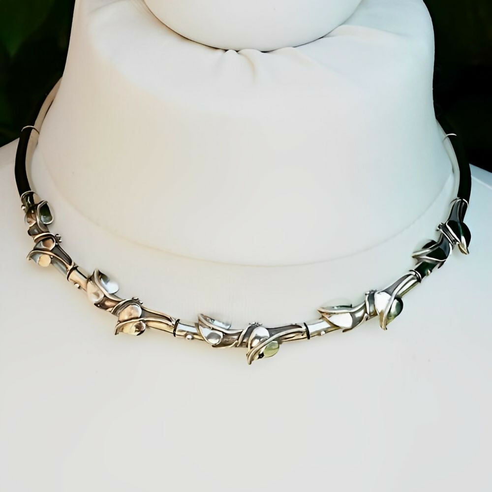 Sterling-Silver-Art-Nouveau-Style-Collar-Necklace-and-Earrings-Set-circa-1990s-2z