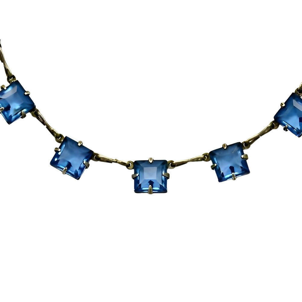 art-deco-silver-tone-chain-necklace-with-square-azure-blue-glass-crystals-2zb