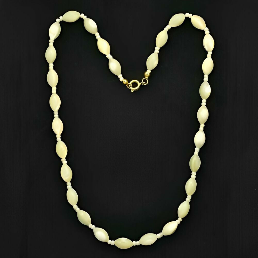 oval-polished-shell-and-bead-link-necklace-5z