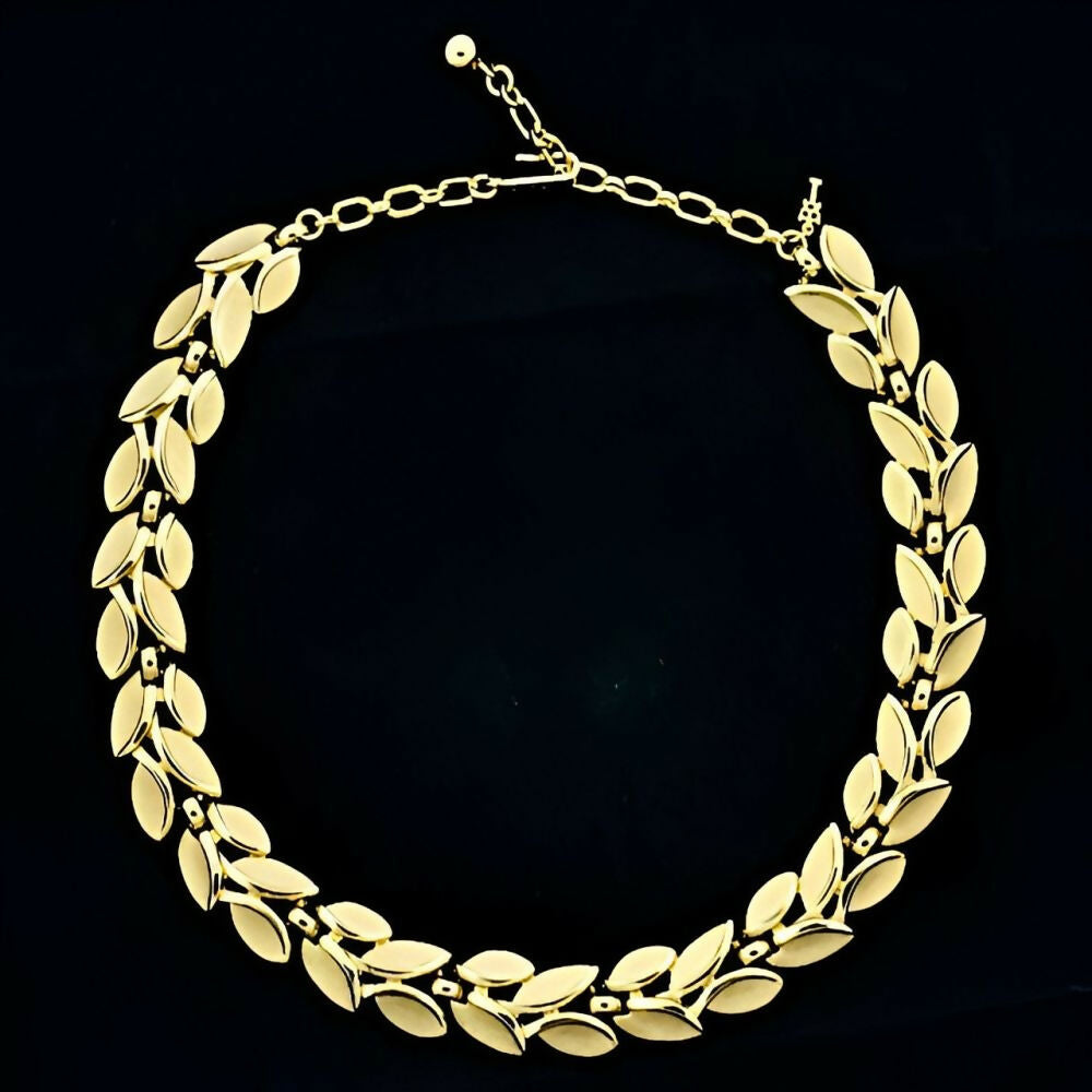 Trifari-Gold-Plated-Brushed-and-Shiny-Leaves-Link-Necklace-circa-1960s-6z