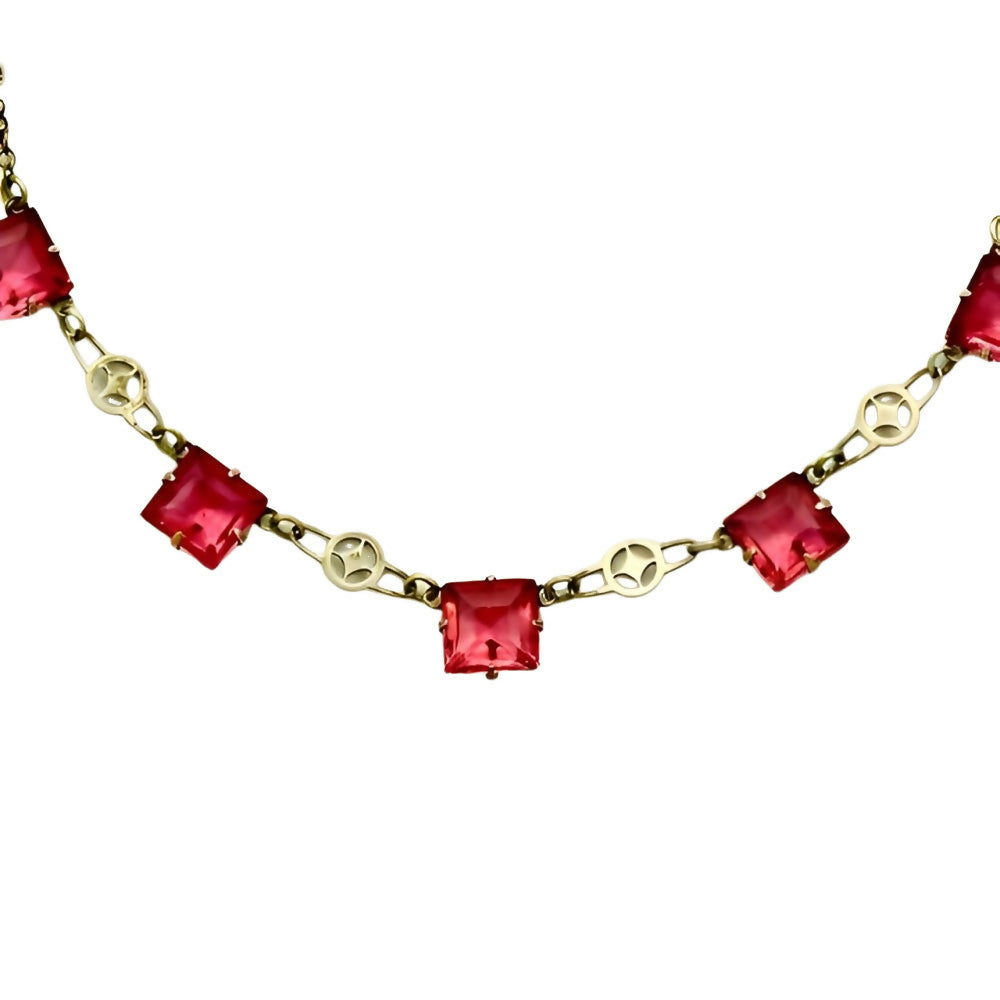 art-deco-silver-tone-chain-necklace-with-square-rouge-pink-glass-crystals-4zb