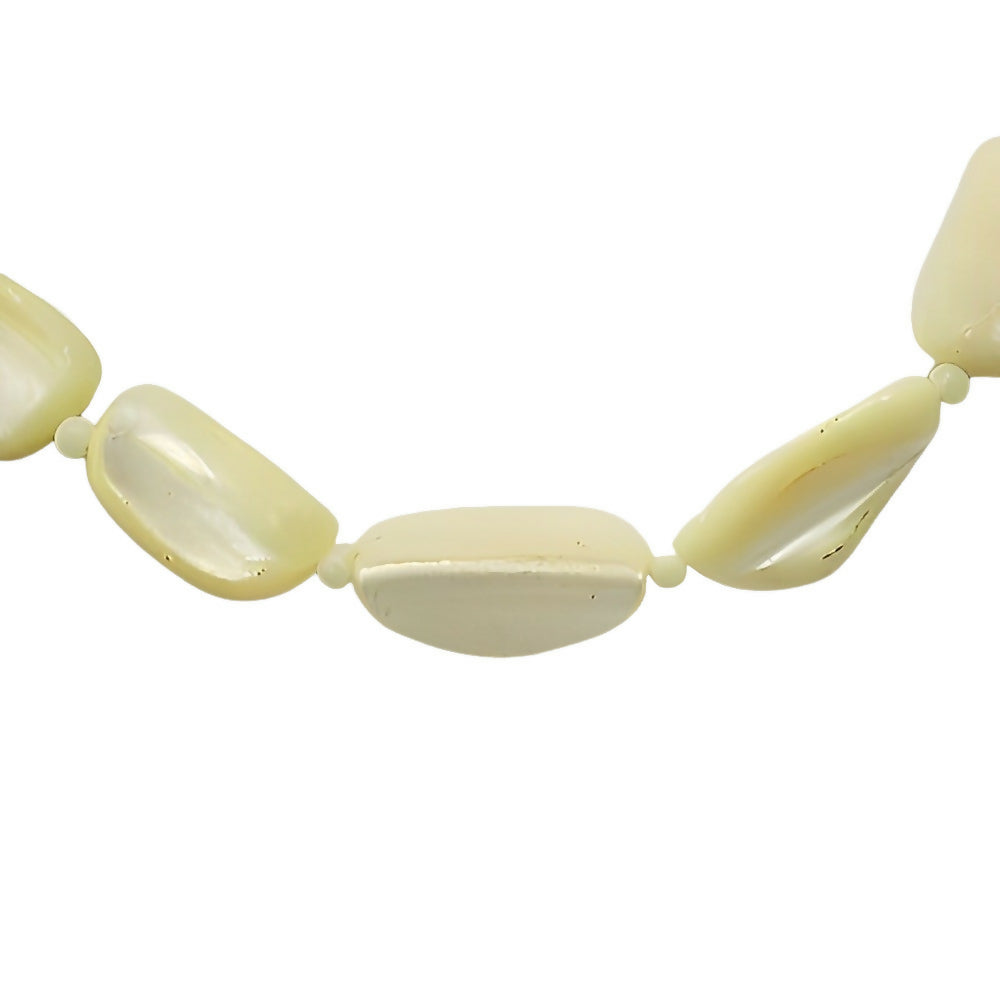 mother-of-pearl-bead-necklace-circa-1940s-5z(1)