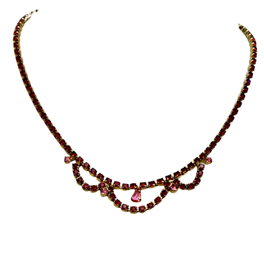 Red-Crystal-Prong-Set-Link-Necklace-with-Pick-Crystal-Highlights-1z(1)