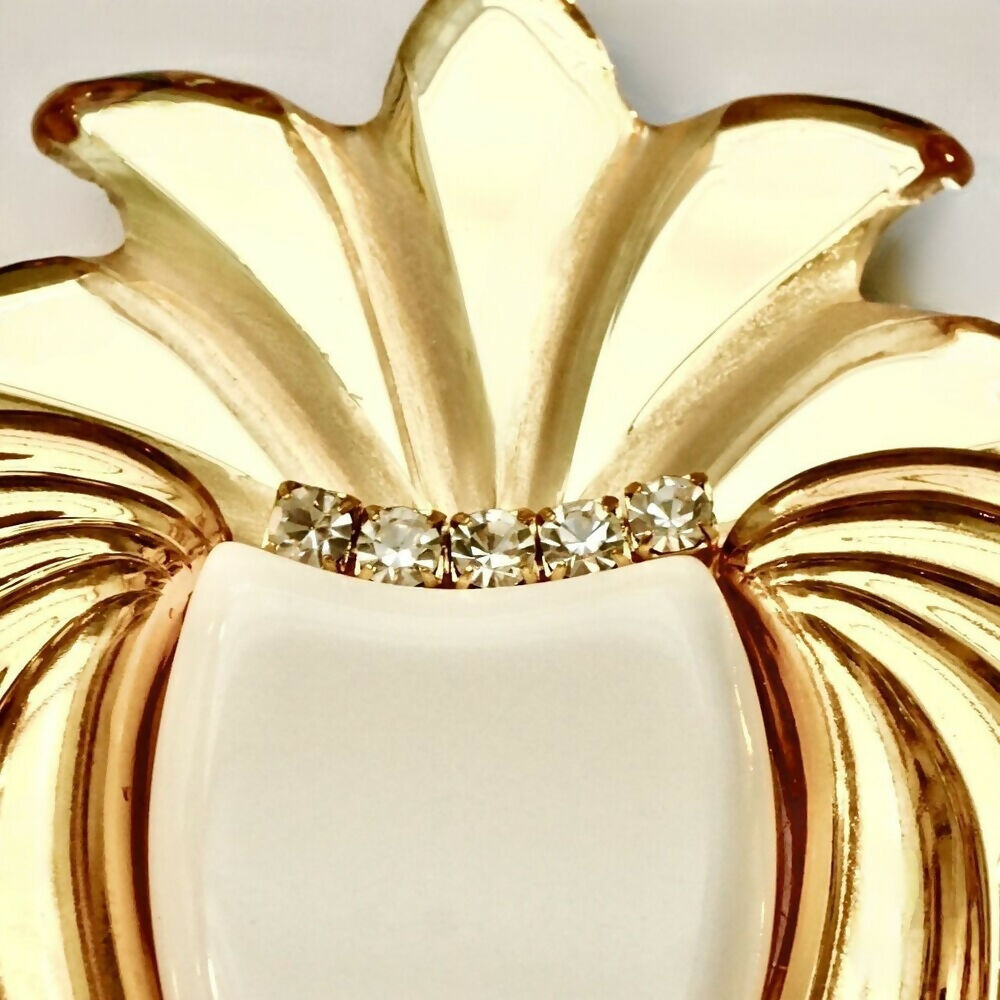 gold-tone-mirrored-cascade-fruit-design-brooch-with-clear-crystals-3p