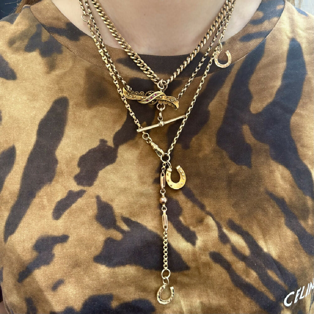 C50827BC-233C-4499-921B-8B5CDD9C6169_1_105_c