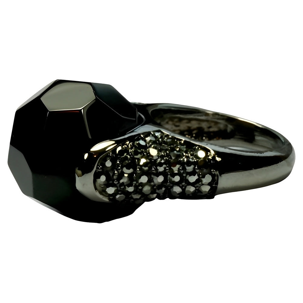 dark-silver-tone-cocktail-ring-with-faceted-black-glass-ball-and-marcasites-1p