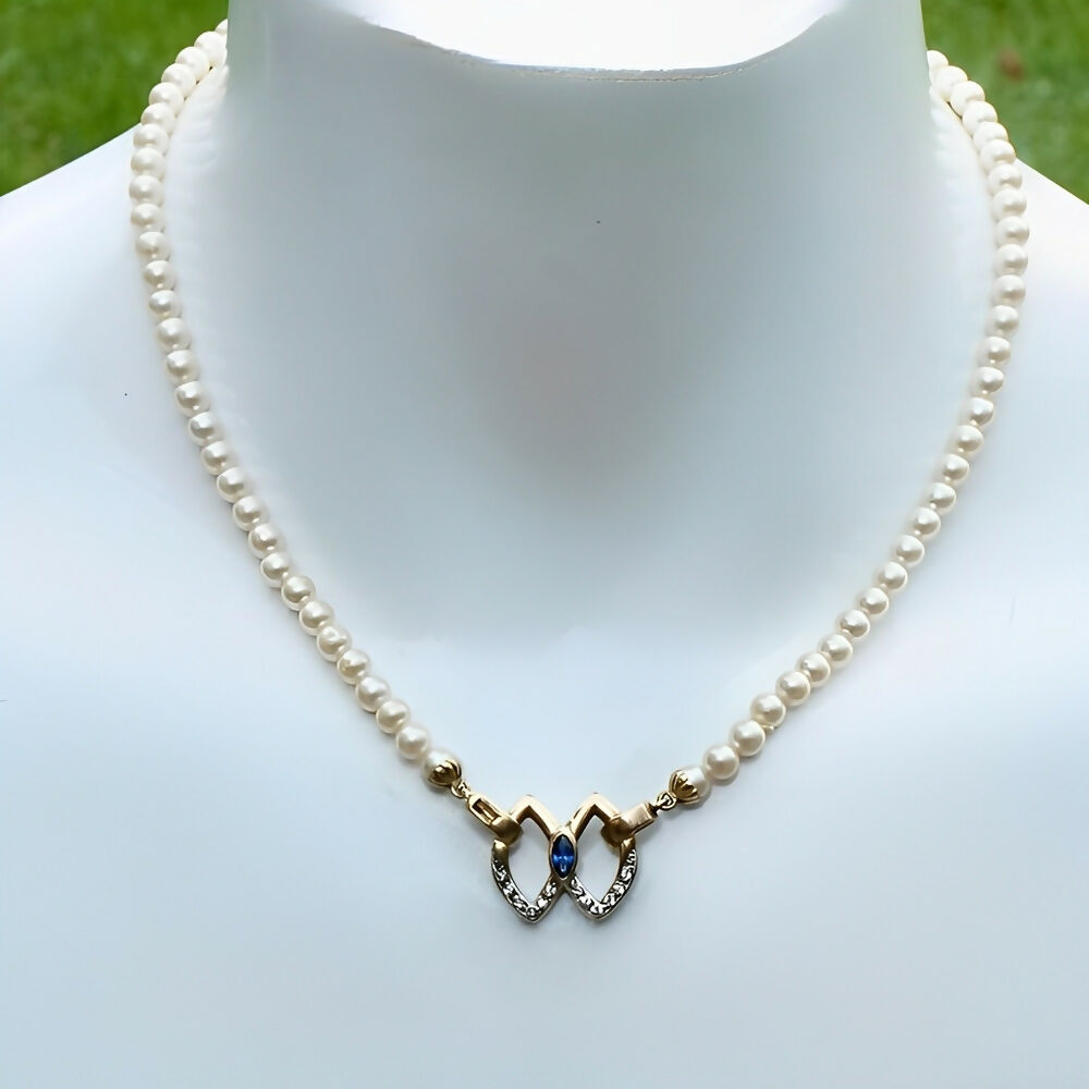 faux-pearl-necklace-with-a-blue-stone-silver-and-gold-wash-pendant-clasp-2p