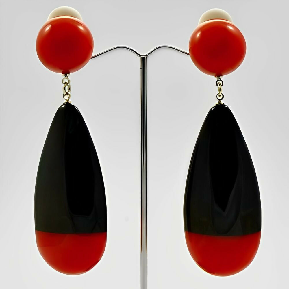 marion-godart-red-and-black-drop-clip-on-shiny-plastic-statement-earrings-3z