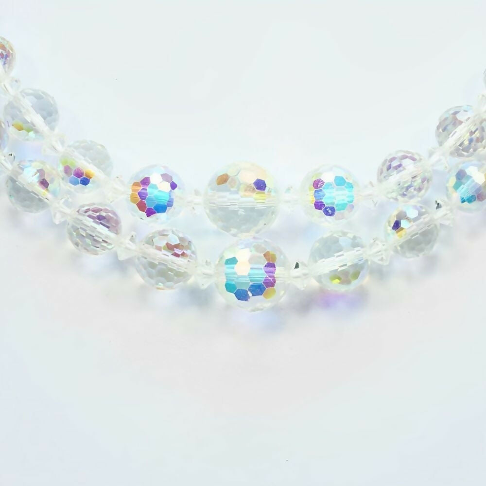 borealis-round-glass-beaded-necklace-with-baguette-and-round-crystals-clasp-3